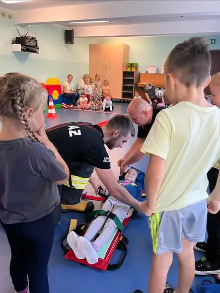 Strażacy z wizytą w przedszkolu w Marklowicach Górnych