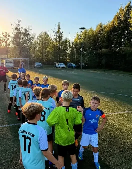 Orliki Starsze TS Górnika Pszów przegrywają z Kolejarzem Chałupki