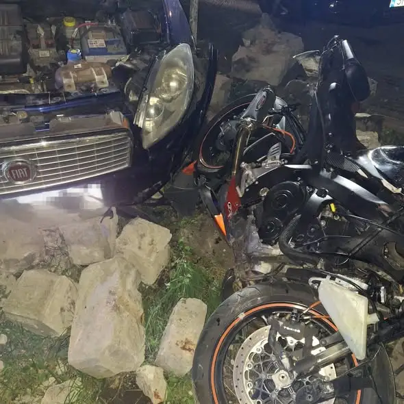 Wypadek motocyklisty z autem w Mszanie – interweniowały służby ratunkowe