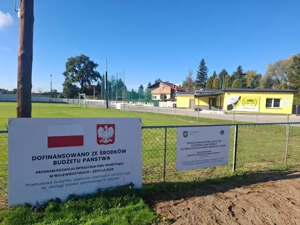 Zakończono modernizację zaplecza LKS „Silesia” Lubomia – nowe boisko do Teqballa