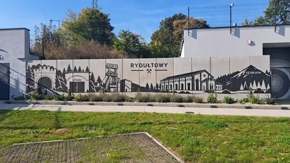 Nowy mural w Rydułtowach opowiada górniczą historię miasta
