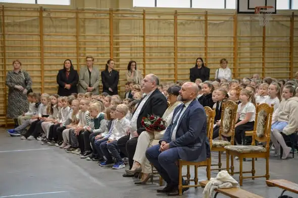 Dzień Edukacji Narodowej w Marklowicach – śmiech, muzyka i taekwon-do