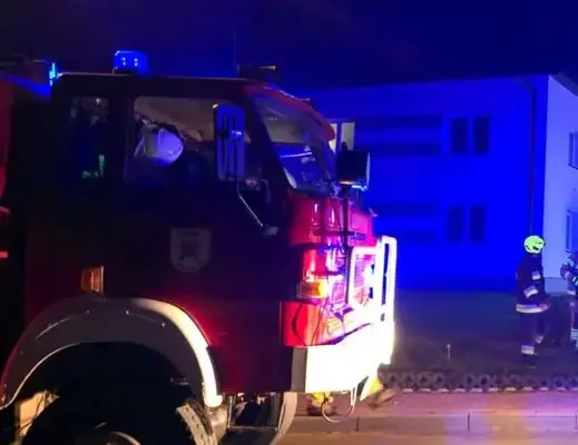 Pożar sadzy w kominie w Radlinie. Interweniowały cztery jednostki straży pożarnej