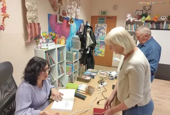 Noc Bibliotek 2026 w Lubomi: spotkanie z Beatą Agopsowicz