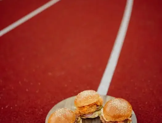Olza Godów typuje wyjazdowy mecz z Borowikiem Szczejkowice. Do wygrania burger!