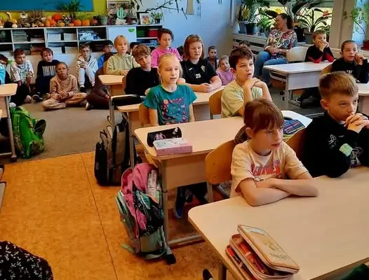 Straż Miejska uczyła uczniów bezpieczeństwa na hulajnogach