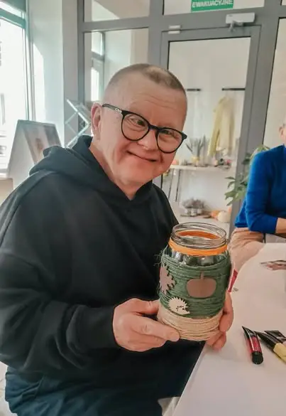 Warsztaty makramy i wystawa lamp vintage w SPLOCIE w Wodzisławiu Śląskim