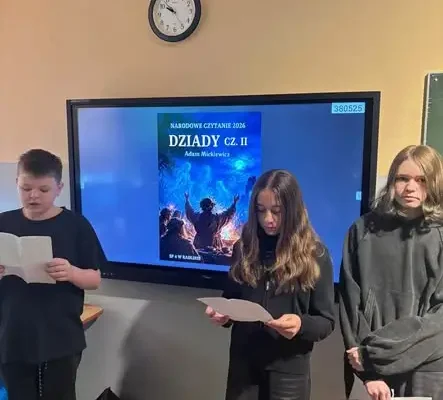 Narodowe Czytanie 2026 w Radlinie: uczniowie odczytali „Dziady” Mickiewicza