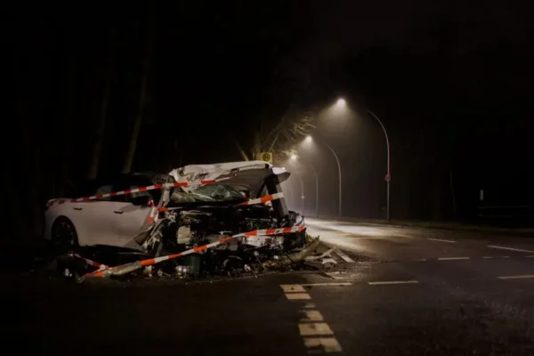 Tragiczny wypadek w Syryni. Nie żyje 22-letnia pasażerka Opla